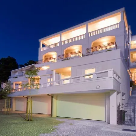 In With A Sea View, Terrace, Air Conditioning, Wifi 201-4 *