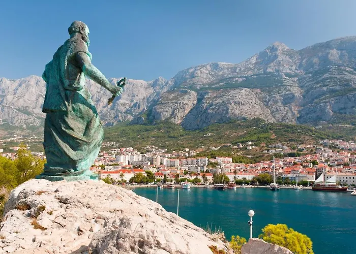 Appartement In With A Sea View, Terrace, Air Conditioning, Wifi 201-4 Brela